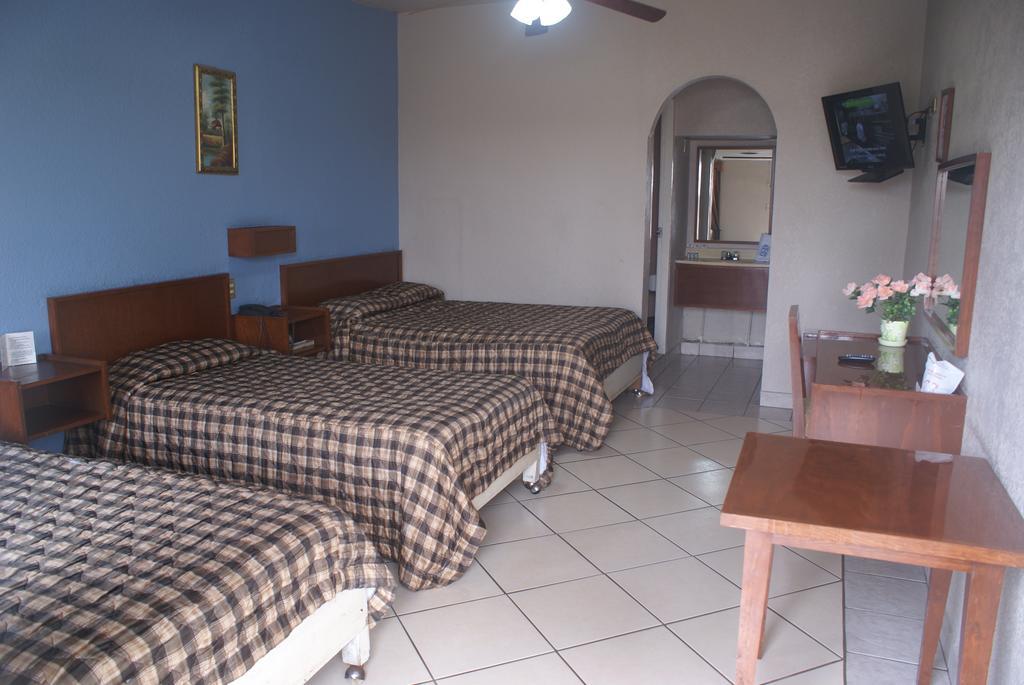 Hotel De Mexico Matamoros  Oda fotoğraf